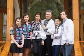 Появились фото детей Порошенко в День знаний