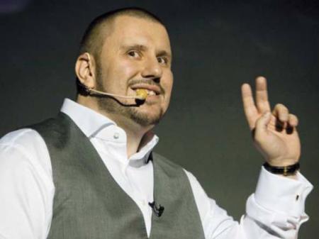 Данные о джакузи и боксерском ринге экс-главы Минсдоха Клименко внезапно засекретили (+видео)