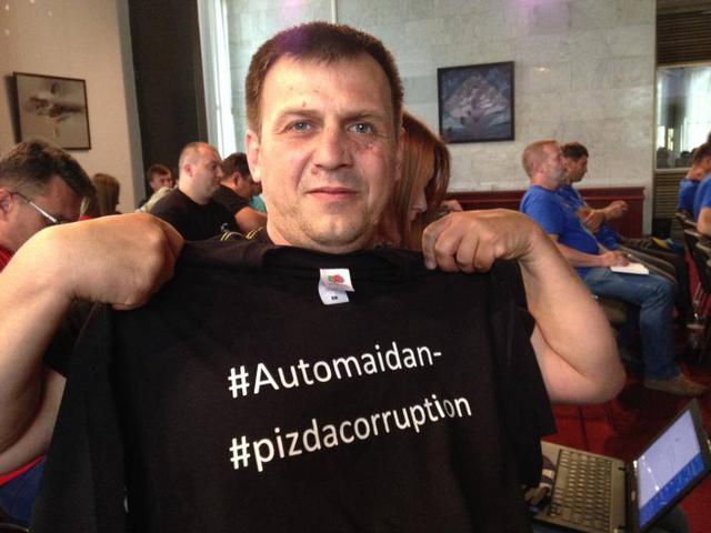 Заключению под стражу одесских активистов Стерненко и Резвушкина - ошибочное судебное решение. Власть создает себе проблему на ровном месте, - Бутусов