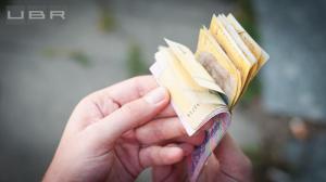УКРАИНСКИЕ РАБОТОДАТЕЛИ НЕ СПЕШАТ ПОВЫШАТЬ ЗАРПЛАТЫ