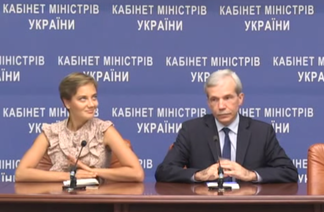 Море по колено или Как наслаждаться жизнью, если ты руководищь Минэкологии