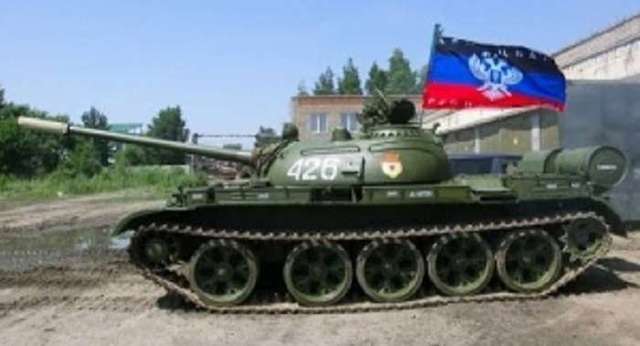 Танковая бригада войск РФ покидает Горловку, среди сепаратистов паника (ВИДЕО)