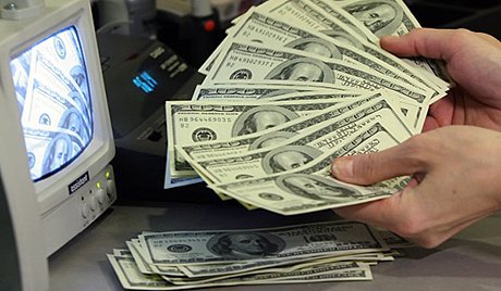 Банкіри, що вкрали гроші вкладників, не понесли покарання