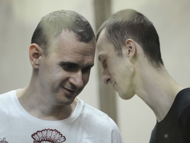 Росія пропонує обміняти Сенцова і Кольченка на ГРУшників. Україна думає, – Рубан