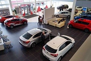 Как из-за спецпошлин в Украине изменятся цены на иномарки