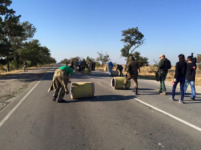 "Правый сектор" показал, как готовится к блокаде Крыма: опубликованы фото