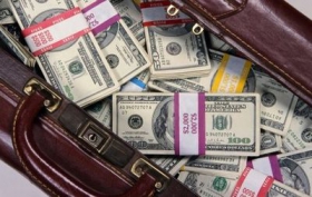 Самые масштабные схемы разворовывания средств госпредприятий