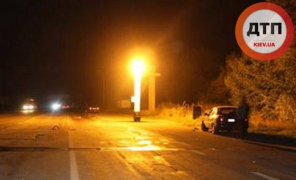 ЖУТКОЕ СМЕРТЕЛЬНОЕ ДТП НА ТРАССЕ КИЕВ-ОДЕССА: НЕСКОЛЬКО АВТОМОБИЛЕЙ РАЗОРВАЛИ ЖЕНЩИНУ НА ФРАГМЕНТЫ