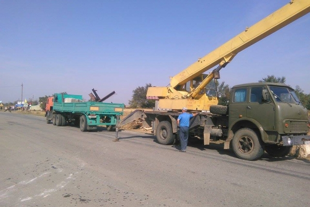 "Правый сектор" показал, как укрепляет блокпосты возле Крыма: опубликованы фото