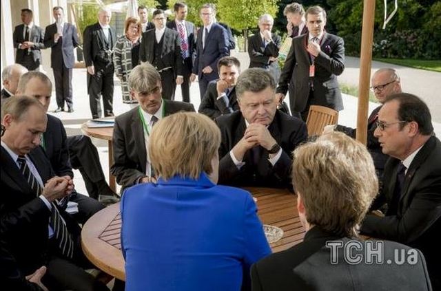 Недофюрер изгой… ускакал из Парижа в состоянии бешенства