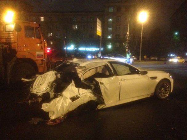 У Москві у моторошній ДТП машини горіли і рвалися на шматки