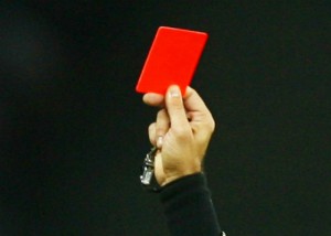 На Львівщині футболіст проломив голову судді