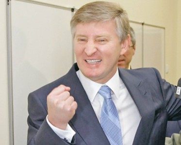 Ринату Ахметову позволили получать сверхприбыли от облэнерго