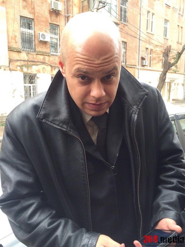 ОДЕССКИЙ ПОЖАРНЫЙ ВЫМОГАЛ У ДИРЕКТОРА ДЕТСАДА ВОСЕМЬ ТЫСЯЧ ГРИВЕН