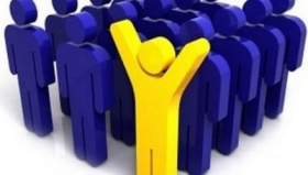 Порошенко вдруге «відфутболив» петицію про скасування акцизу на імпорт автомобілів