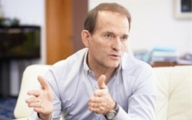 Медведчук утверждает, что украинцы спешно покидают страну