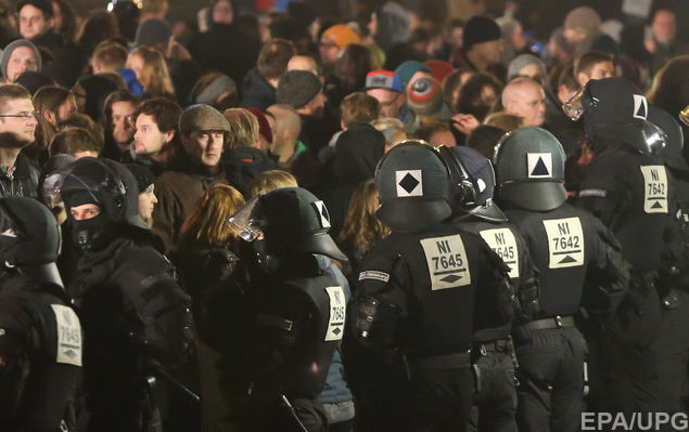 Марш антиісламського руху Pegida в Дрездені закінчився жорсткими зіткненнями