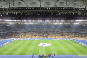 "Динамо" грозят жестокие санкции за избиение болельщиков на "Олимпийском": видео драки