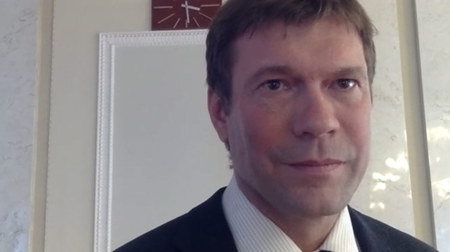 Царьов і Янукович по телефону "радилися з богом"