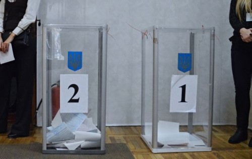 Большинство пока устраивает распил, греча и прочая "стабильность" от признанных мастеров-штукоделов