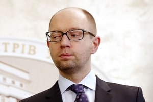 Невидимая война: Украина рискует потерять суверенитет из-за Яценюка