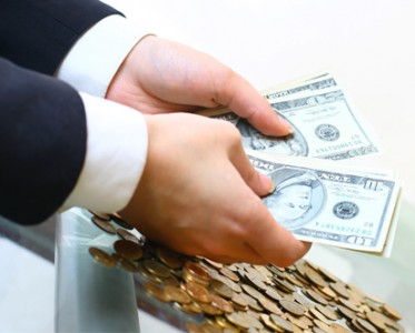 Кто из банков жирует в кризис