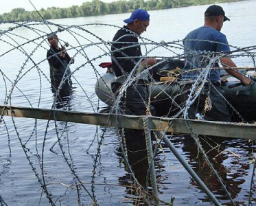 Почему берега Днепра закрыты для киевлян