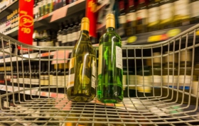 В Киеве могут существенно ограничить продажу алкоголя