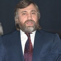 Новинский вступил в сговор с Ахметовым и распродает «отжатые» автомобили