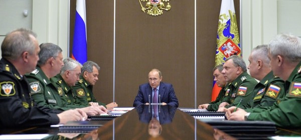 КРЕМЛЬ НАДЕЕТСЯ НА ПОВТОРЕНИЕ В УКРАИНЕ СЦЕНАРИЯ 75-ЛЕТНЕЙ ДАВНОСТИ – КАЗАРИН