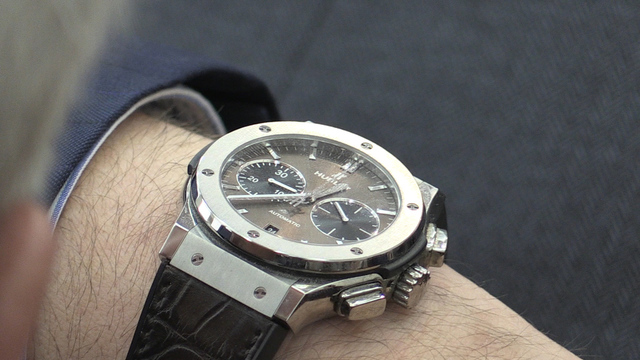 Мэр провинциального Артемовска Алексей Рева носит часы за 340 тысяч гривен