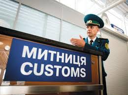 Изменения в таможенные правила: бесплатный провоз товаров через границу хотят ограничить вдвое