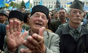 У Криму кримських татар зганяють на мітинг проти "громадянської блокади"