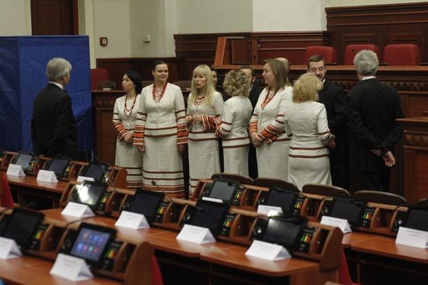 Киевсовет-2015: старые "черновецкие" и новый Владимир Ильич