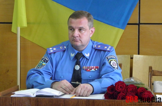 ГЛАВА ПОЛИЦИИ КОНОТОПА, ПОПАВШИЙСЯ НА ВЗЯТКЕ, ПОЛУЧИЛ МАТПОМОЩЬ И КУПИЛ ДОМ