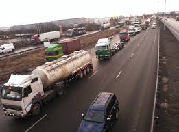 Сравнили, как освещают протест дальнобойщиков российские и зарубежные СМИ