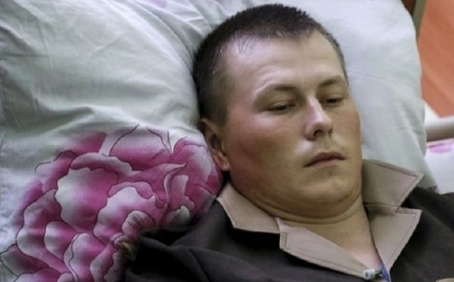 ДОЛОЙ МАСКИ! ЗАДЕРЖАННЫЙ НА ДОНБАССЕ РОССИЯНИН ПРИЗНАЛСЯ, КТО ОН НА САМОМ ДЕЛЕ