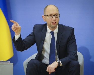 ТОП-7 невыполненных обещаний Арсения Яценюка