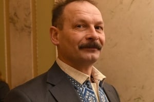 Ломал ребра и останавливал поезда: 10 фактов из биографии обидчика Яценюка