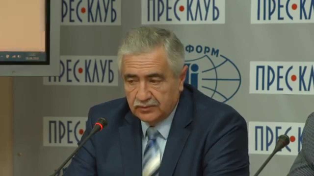 Золотовалютний чиновник: на чому заробляє головлікар львівської обласної лікарні?