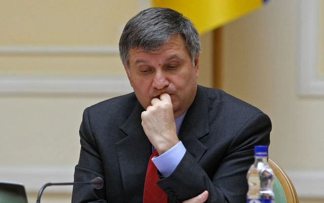 Остановится ли Саакашвили на коррупционерах Авакове и Яценюке?