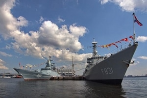 Турция задержала 27 российских кораблей