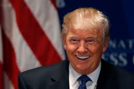 Реверансы Путина и Трампа: в чём смысл?