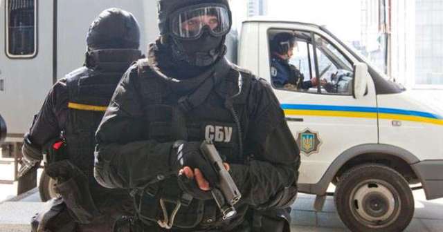 В Никополе задержали чиновника, который хотел нажиться на ремонте детдома