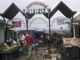 Кому належать ринки Луцька