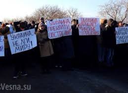 Жителей Донецка выставили живым щитом на линии разграничения