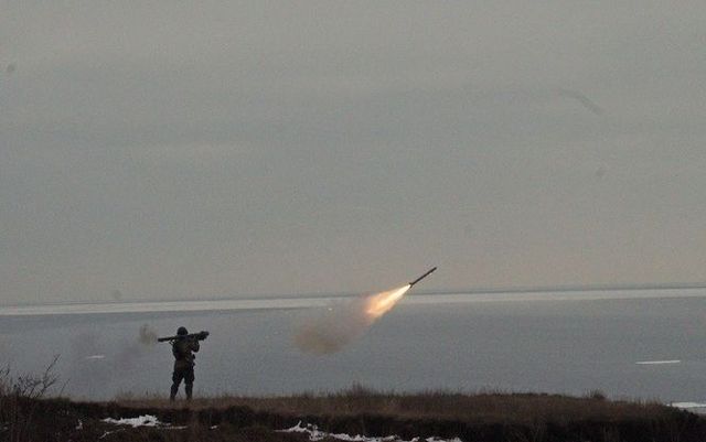 Бойовики продовжують провокації в зоні АТО, проти силовиків активно працюють снайпери НЗФ