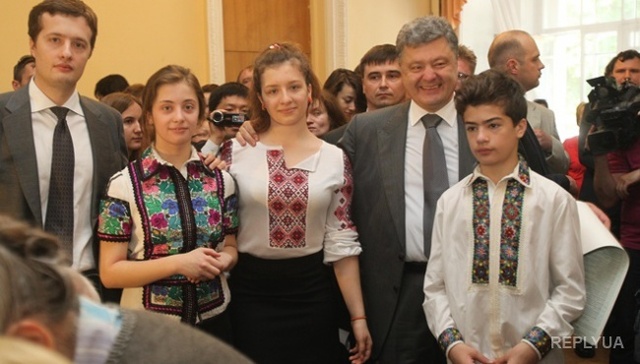 Богданов: Почему-то многие удивились, узнав, что Президент пожертвовал на армию 300 млн.