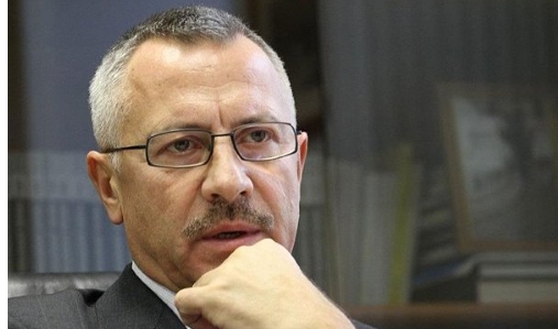 Из жизни мародёров: у пойманного на взятке чиновника нашли досье на Грицака