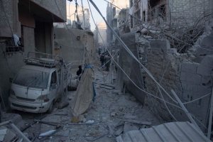 Российская авиация нанесла удар по жилому кварталу в пригороде Дамаска